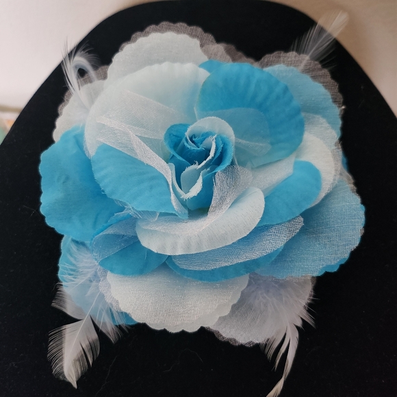 Vintage Flower Pin Light Blue Rose - Picture 2 of 12